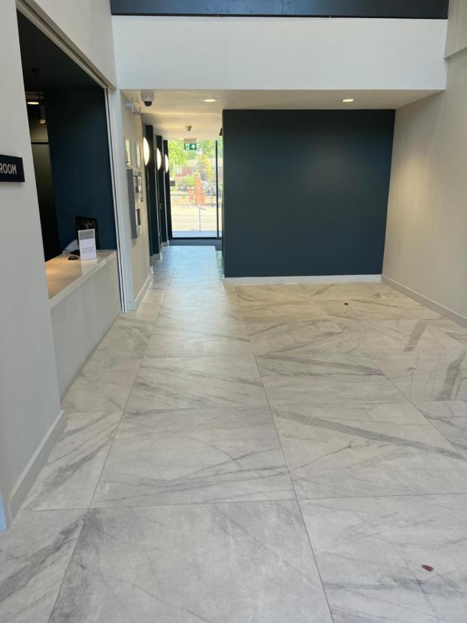 Two Bedrooms Exquisite En-Suite Apartment Deansgate Manchester Exterior photo