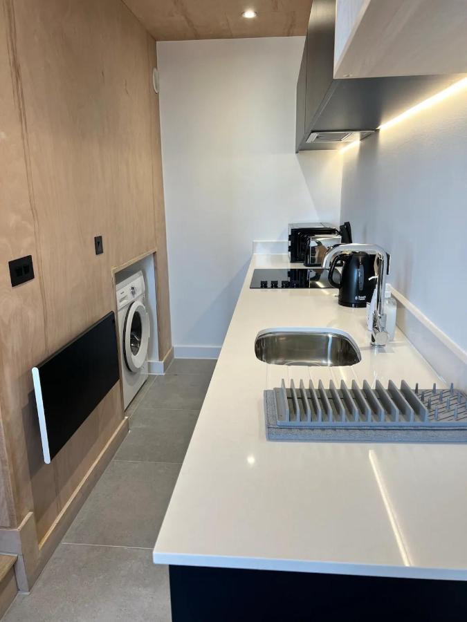 Two Bedrooms Exquisite En-Suite Apartment Deansgate Manchester Exterior photo