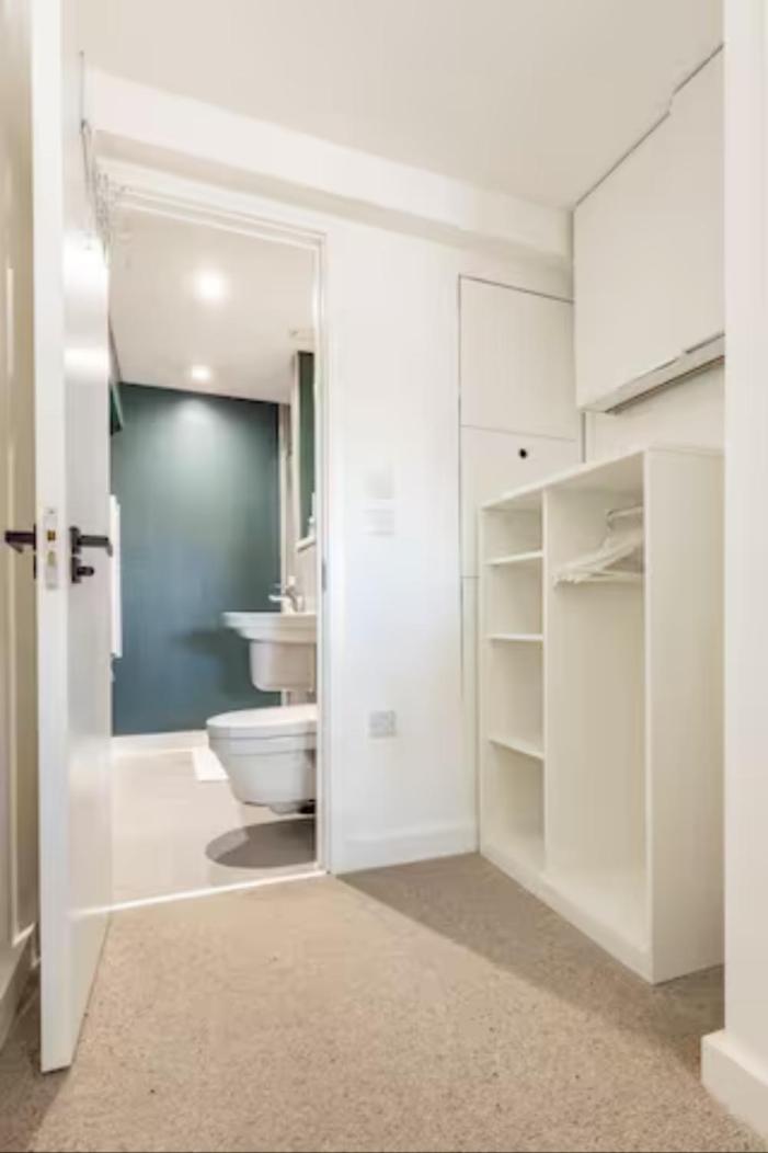 Two Bedrooms Exquisite En-Suite Apartment Deansgate Manchester Exterior photo